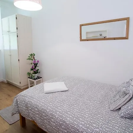 Cork-your Stay, Your Way 3* Cork