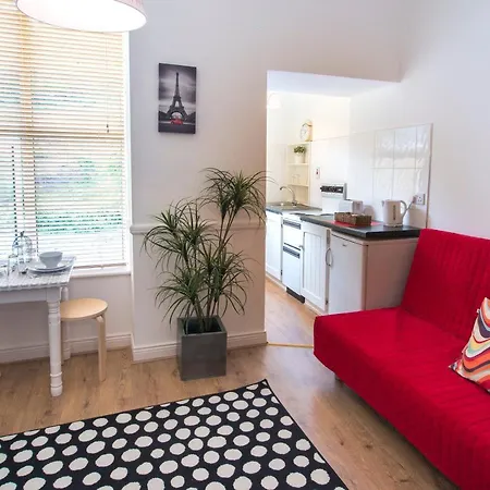 Cork-your Stay, Your Way Апарт-отель 3*
