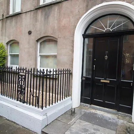 Hotel apartamentowy Cork-your Stay, Your Way